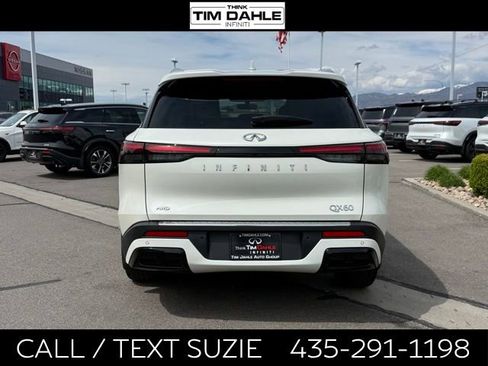 Certified 2023 INFINITI QX60 Luxe w/ Cargo Package AWD/4WD image 8