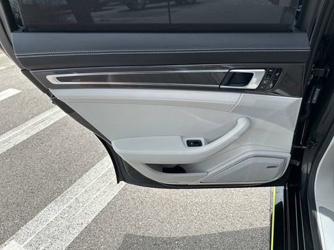 Used 2018 Porsche Panamera Turbo S AWD/4WD image 35