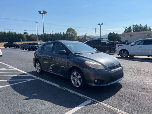Used 2011 Toyota Matrix S w/ S Sport Pkg AWD/4WD image 8