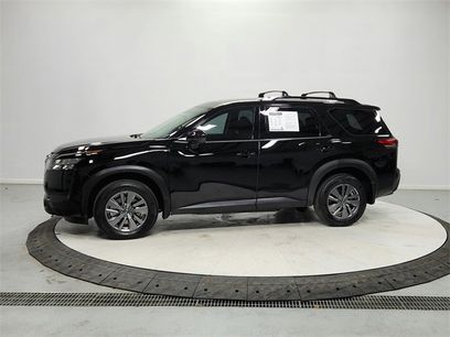 Used 2024 Nissan Pathfinder SV w/ Lighting Package (N92)