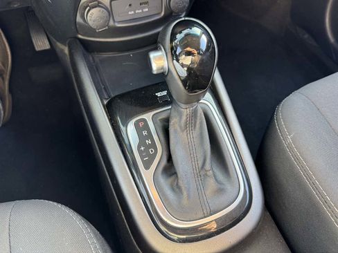 Used 2013 Kia Soul + image 28