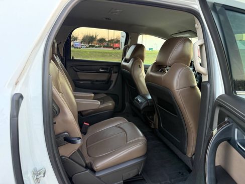 Used 2016 GMC Acadia SLT FWD image 27
