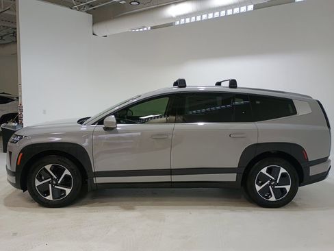 New 2026 Hyundai Ioniq 9 SE AWD/4WD image 4