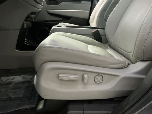 Used 2023 Honda Odyssey EX-L image 15