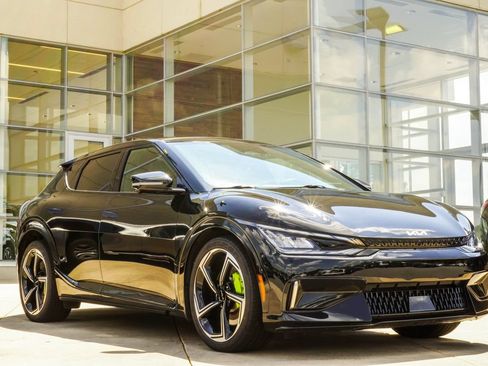 Used 2023 Kia EV6 GT AWD/4WD image 4