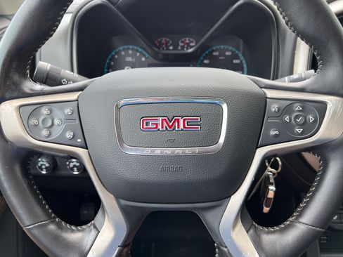 Used 2020 GMC Canyon Denali AWD/4WD image 18