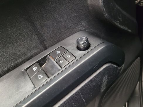 Used 2020 Toyota Tacoma SR w/ SR Convenience Package RWD image 27