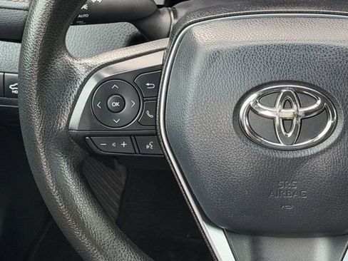 Used 2020 Toyota Camry LE FWD image 12