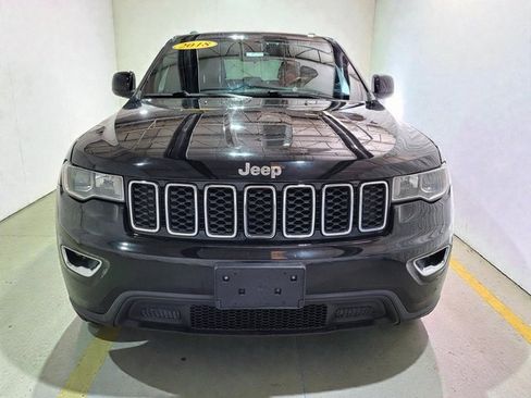 Used 2018 Jeep Grand Cherokee Laredo image 13