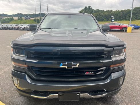 Used 2017 Chevrolet Silverado 1500 LT w/ All Star Edition AWD/4WD image 2