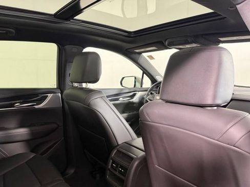Used 2023 Cadillac XT5 Premium Luxury w/ LPO, Floor Liner Package AWD/4WD image 27