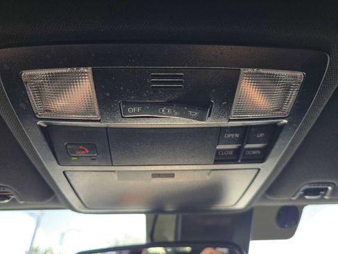 Used 2022 Toyota Tacoma TRD Sport w/ TRD Premium Sport Package RWD image 32
