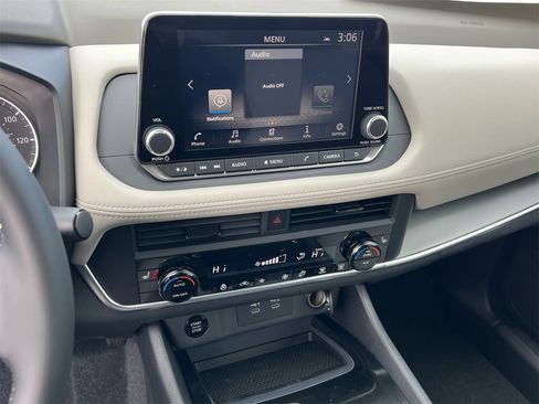 New 2026 Nissan Rogue SV image 11