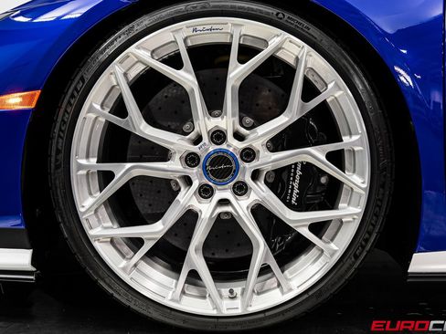 Used 2023 Lamborghini Huracan Tecnica image 25