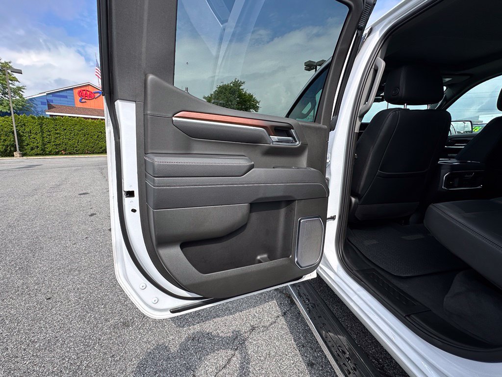 Used 2025 GMC Sierra 1500 Denali w/ Denali Reserve Package AWD/4WD image 27