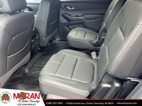 Certified 2023 Chevrolet Traverse RS w/ LPO, Floor Liner Package FWD image 12