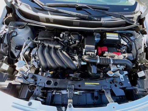 Used 2016 Nissan Versa SV image 26