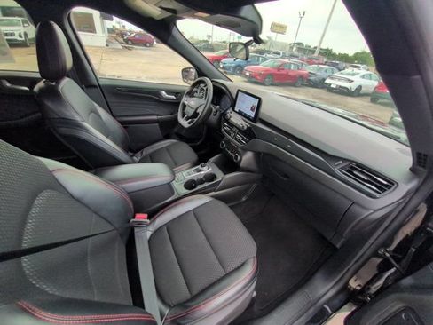 Used 2025 Ford Escape ST-Line AWD/4WD image 31