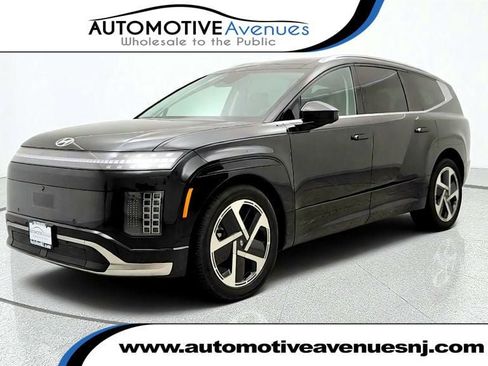 Used 2026 Hyundai Ioniq 9 Calligraphy AWD/4WD image 1