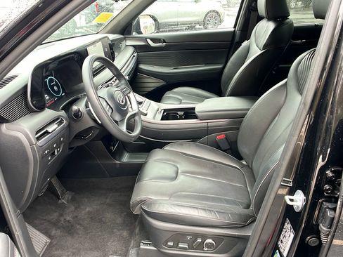 Used 2024 Hyundai Palisade Calligraphy image 9