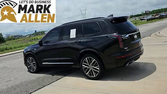 Used 2023 Cadillac XT6 Sport w/ Technology Package AWD/4WD image 6