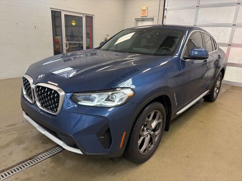 Used 2022 BMW X4 xDrive30i w/ Convenience Package AWD/4WD image 8