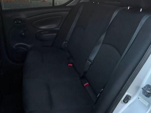 Used 2017 Nissan Versa S Plus image 19