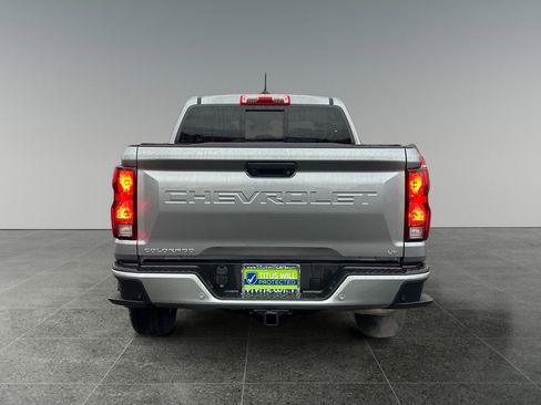Used 2024 Chevrolet Colorado LT w/ LT Convenience Package II AWD/4WD image 7