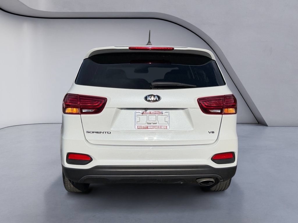 Used 2020 Kia Sorento FWD V6 image 4
