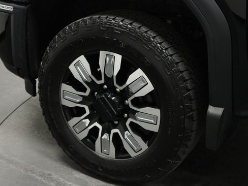 Used 2025 GMC Sierra 2500 Denali AWD/4WD image 10