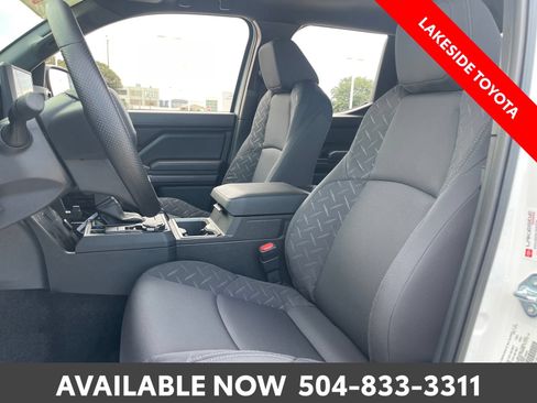 Certified 2026 Toyota Tacoma SR5 AWD/4WD image 28