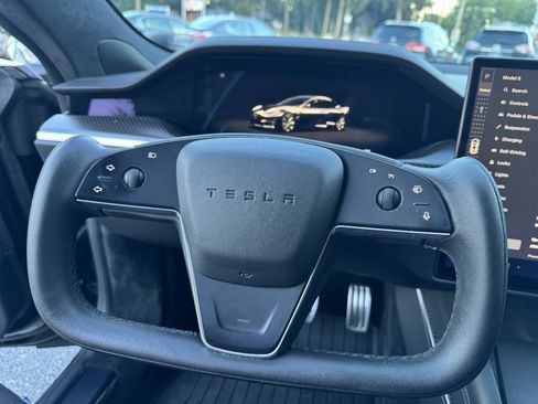Used 2022 Tesla Model S Plaid AWD/4WD image 10