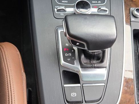 Used 2018 Audi Q5 2.0T Premium Plus AWD/4WD image 19