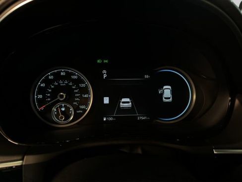 Used 2025 Genesis GV70 2.5T image 12