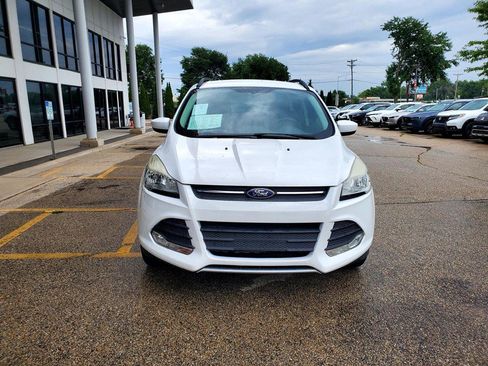 Used 2015 Ford Escape SE w/ Equipment Group 201A FWD image 2
