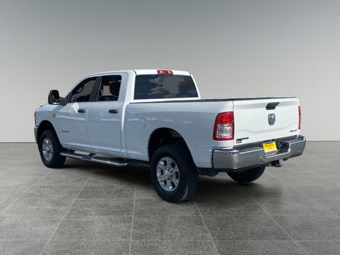 Used 2024 RAM 2500 Big Horn AWD/4WD image 3