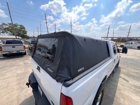 Used 2004 Ford F350 Lariat image 75