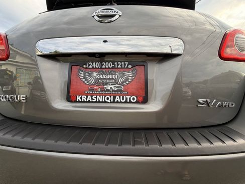 Used 2012 Nissan Rogue SV AWD/4WD image 12