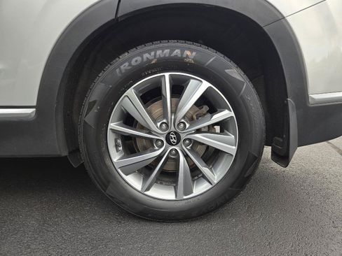 Used 2019 Hyundai Santa Fe AWD image 11