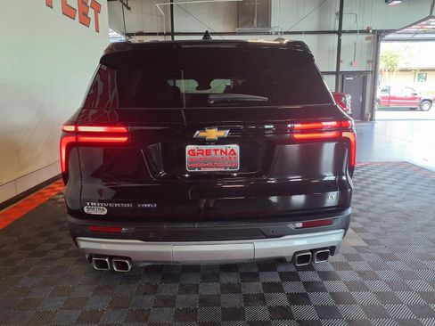 Used 2024 Chevrolet Traverse LT AWD/4WD image 6