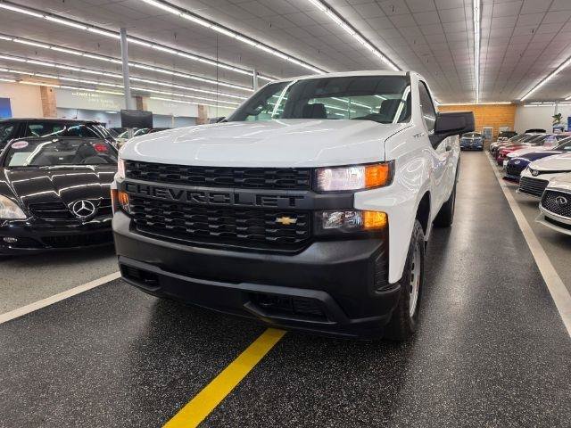 Used 2021 Chevrolet Silverado 1500 W/T AWD/4WD image 2
