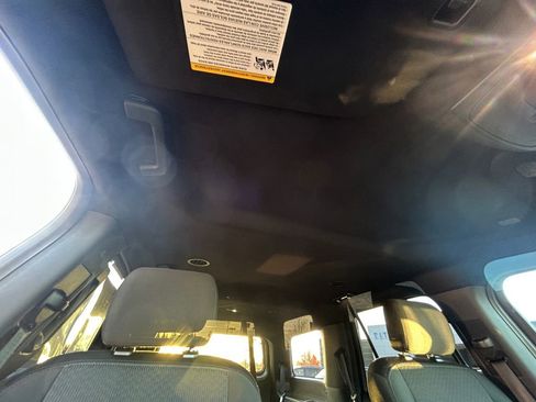 Used 2020 Ford Expedition XLT image 28