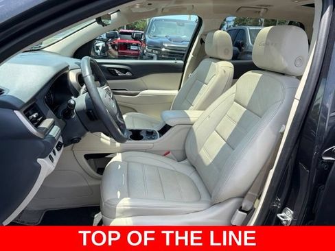 Used 2022 GMC Acadia Denali w/ Denali Ultimate Package FWD image 14