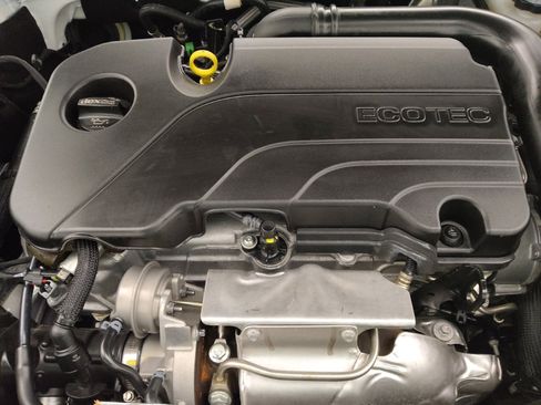 Used 2022 Chevrolet Malibu LT image 30