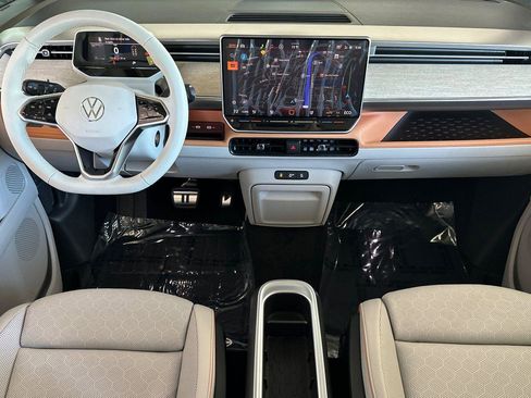 New 2025 Volkswagen ID. Buzz 1st Edition image 12