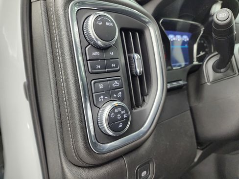 Used 2022 GMC Sierra 3500 Denali w/ Denali Ultimate Package image 55