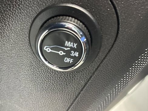 Used 2017 GMC Acadia SLT image 17