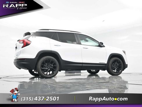 Used 2023 GMC Terrain SLE w/ Driver Convenience Package AWD/4WD image 44