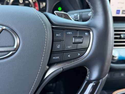 Certified 2023 Lexus LS 500 AWD w/ Luxury Package image 19