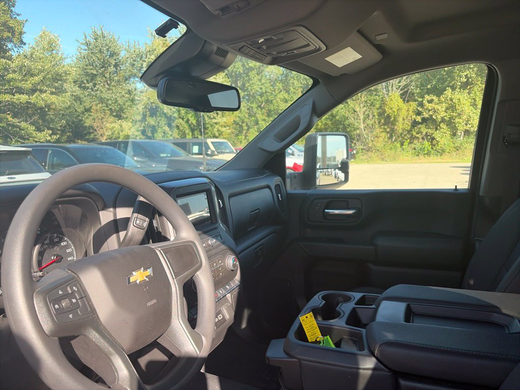 Used 2026 Chevrolet Silverado 3500 W/T w/ WT Convenience Package AWD/4WD image 17